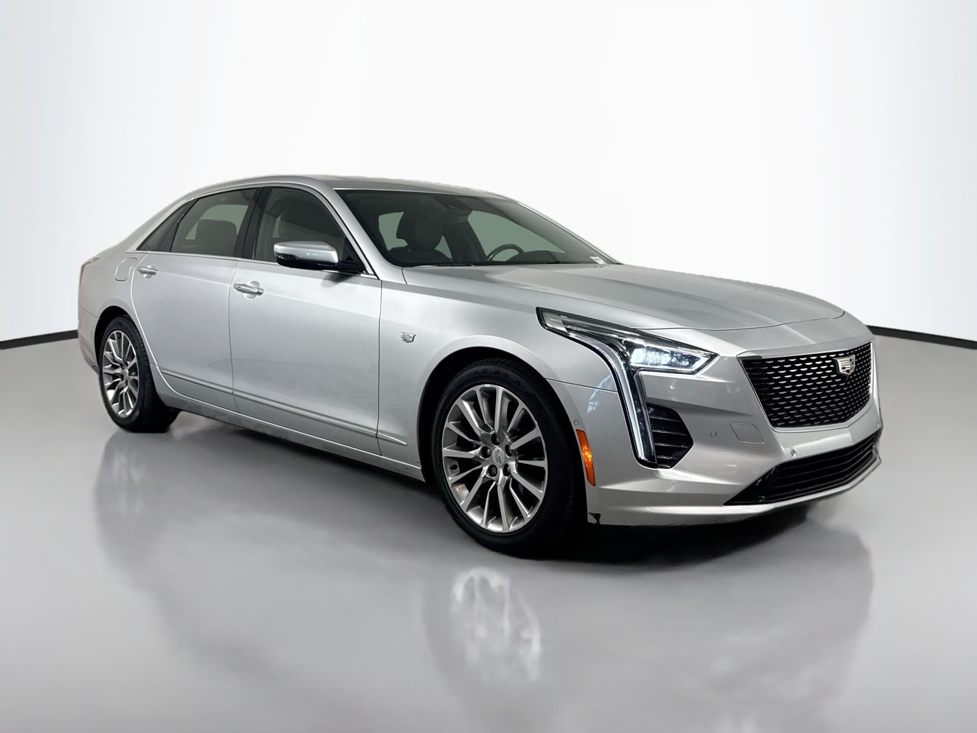 2019 Cadillac CT6 Premium Luxury AWD — photo 1 of 37