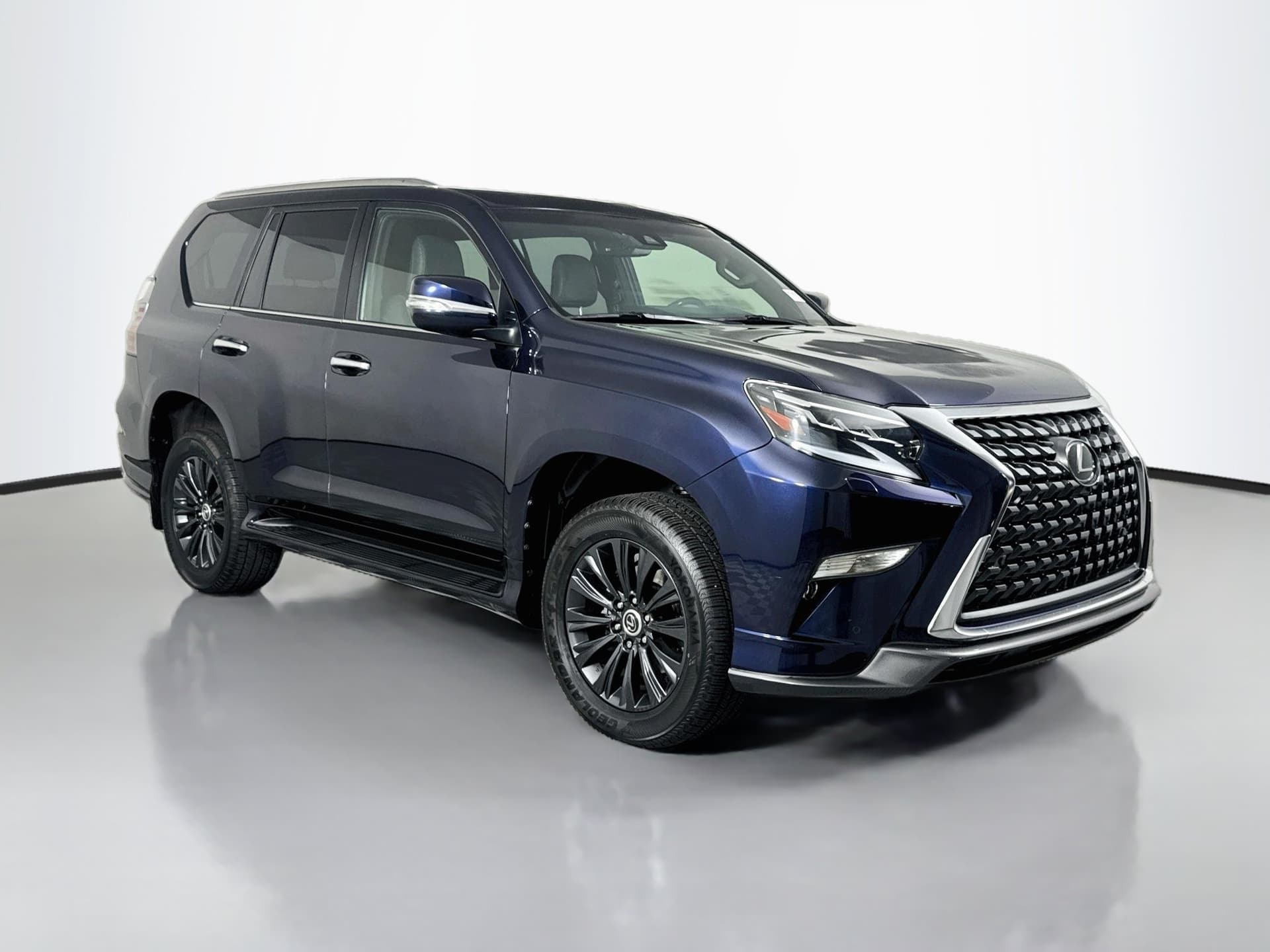 2020 Lexus GX GX 460 Premium — photo 1 of 40