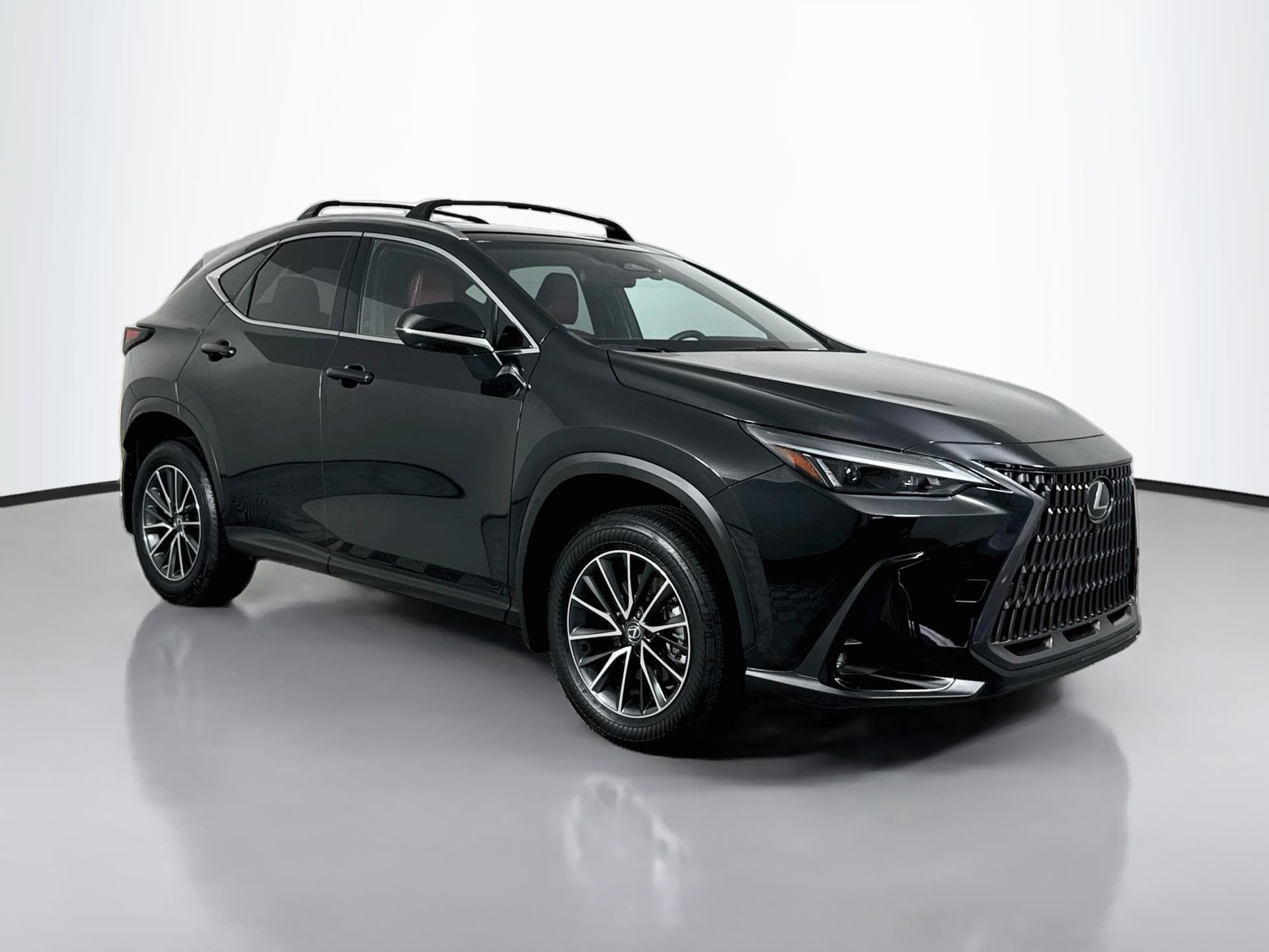 2025 Lexus NX NX 350h Premium — photo 1 of 38