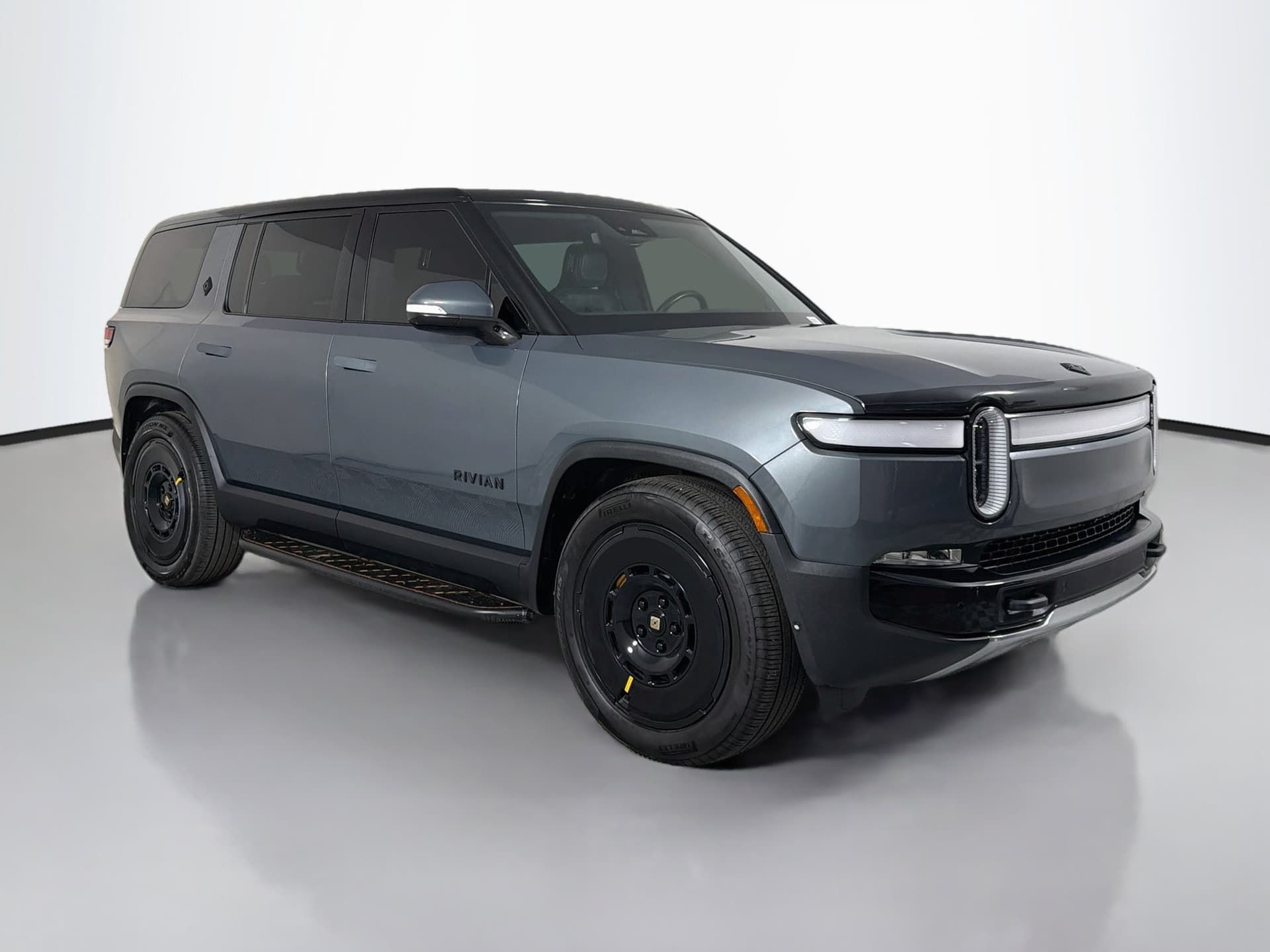 2023 Rivian R1S Adventure — photo 1 of 37