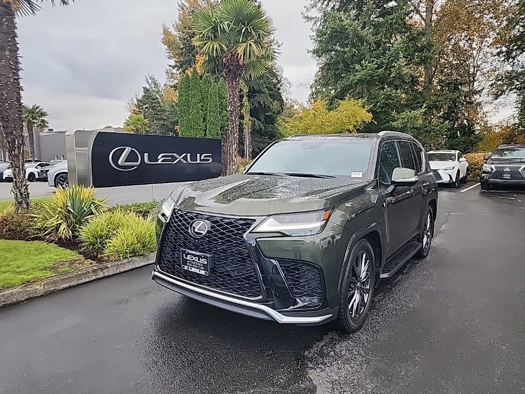 2023 Lexus LX Base — photo 1 of 30