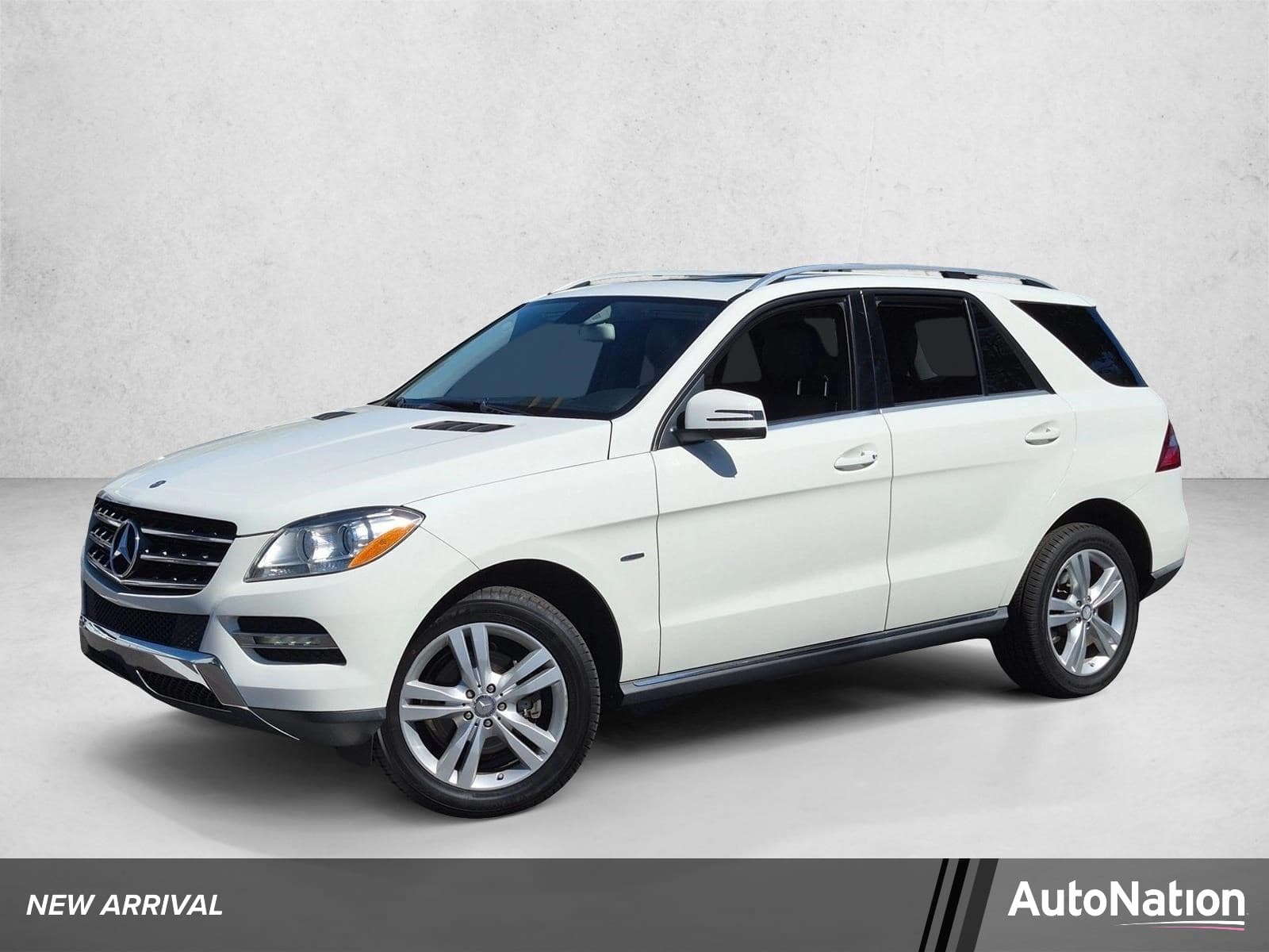 2012 Mercedes-Benz M-Class ML 350 — photo 1 of 15