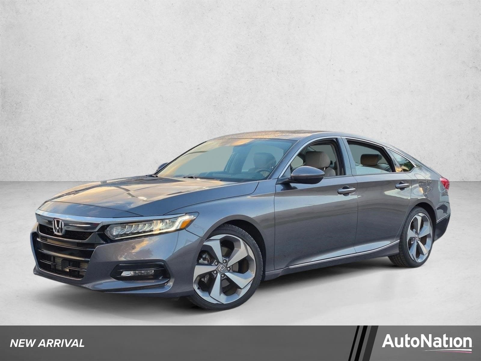 2020 Honda Accord Sedan Touring — photo 1 of 17