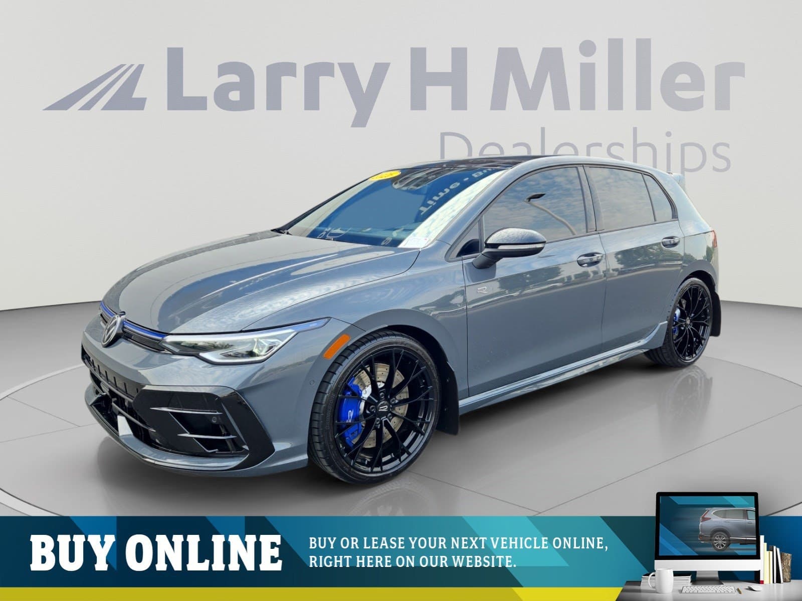 2026 Volkswagen Golf R Base — photo 1 of 35