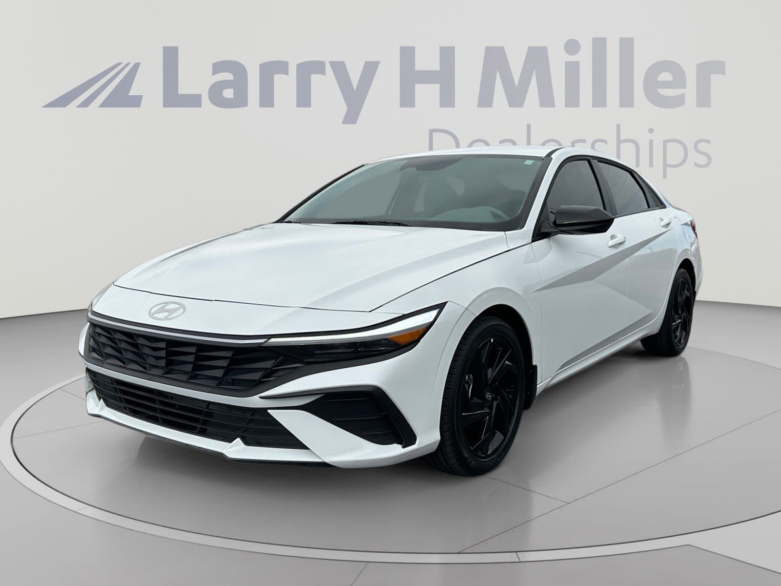 2026 Hyundai Elantra SEL Sport — photo 1 of 35