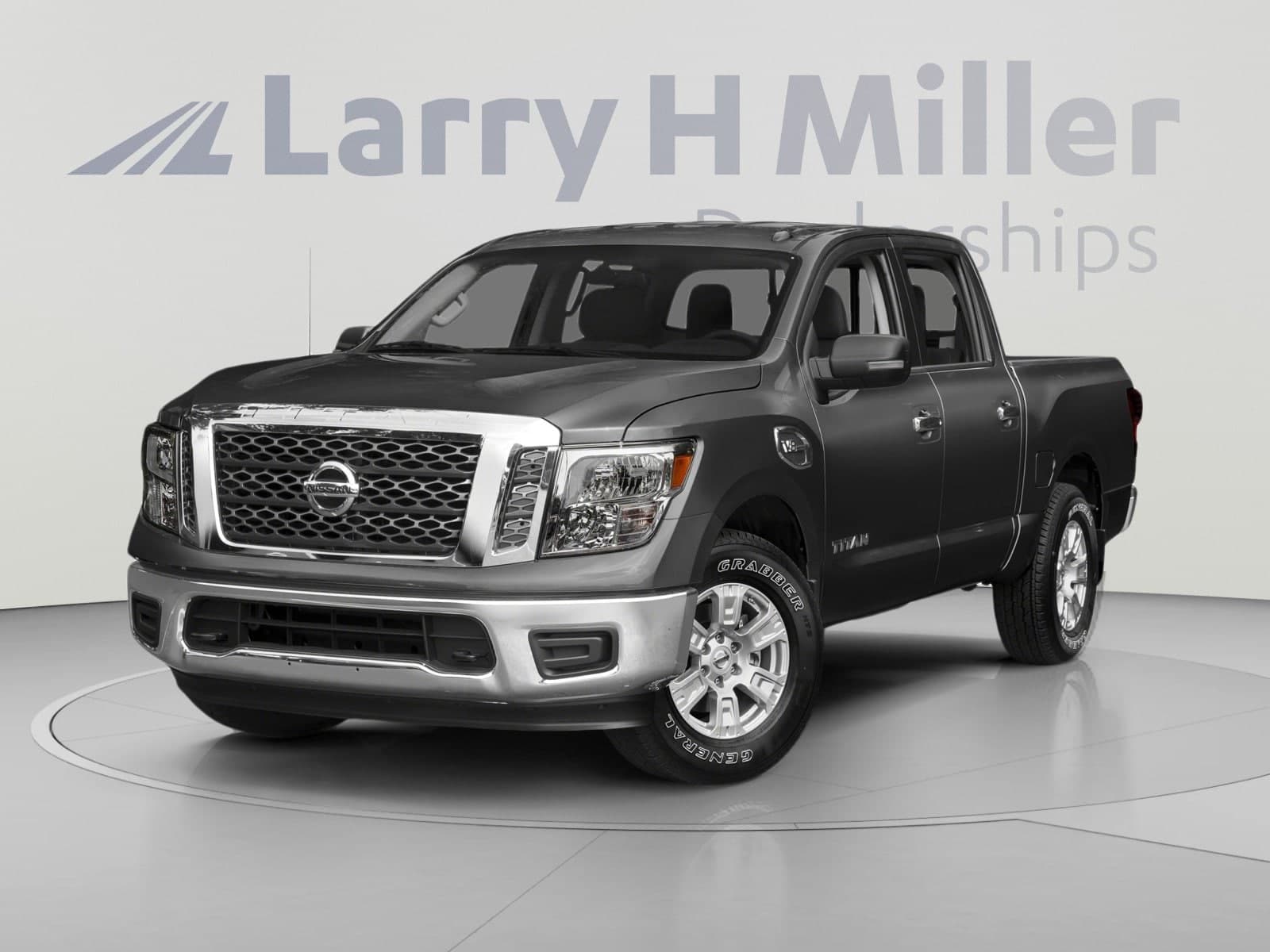 2017 Nissan Titan SV — photo 1 of 11