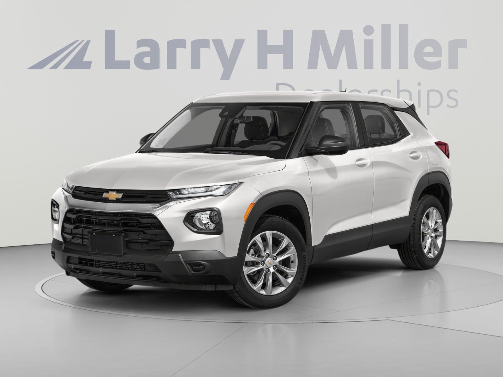 2023 Chevrolet Trailblazer LS — photo 1 of 11
