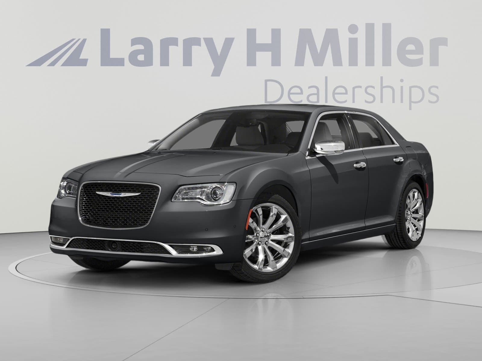 2019 Chrysler 300 Touring — photo 1 of 11
