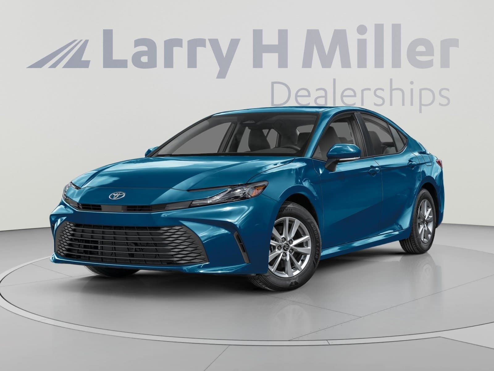 2025 Toyota Camry SE — photo 1 of 11