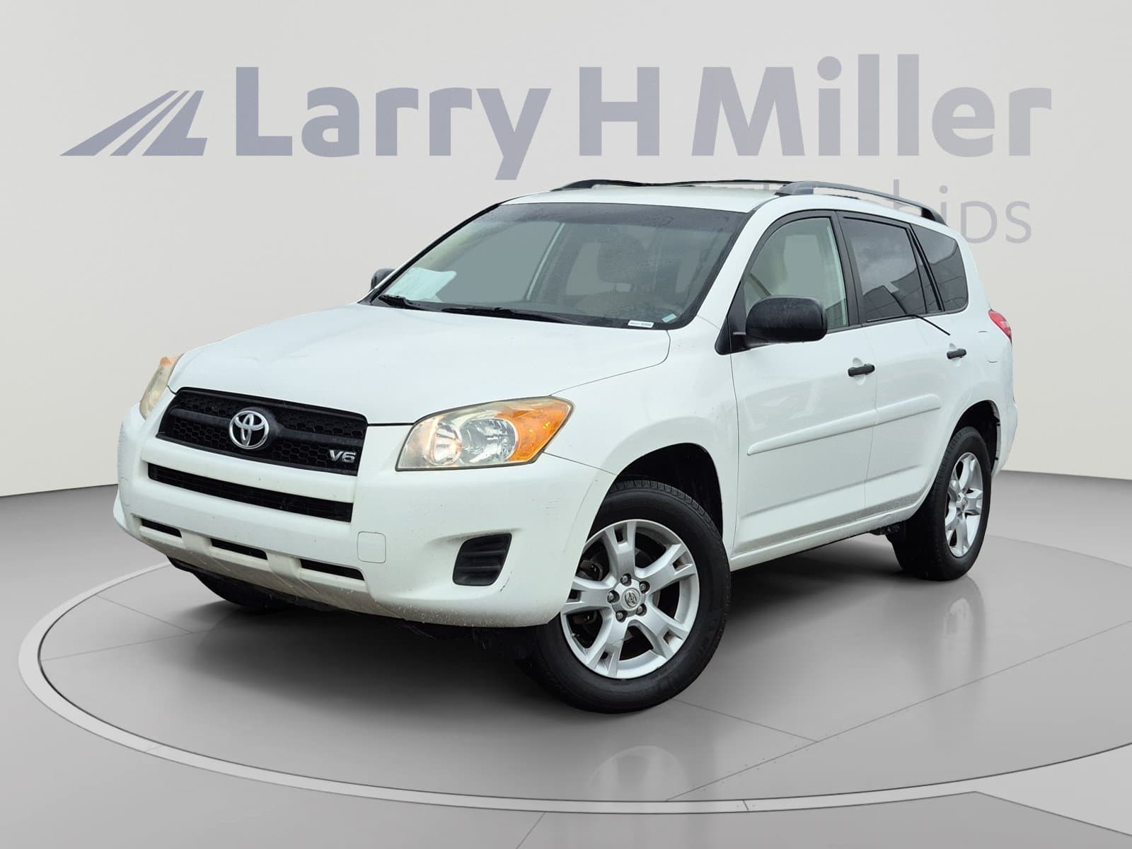 2009 Toyota RAV4 Base — photo 1 of 34