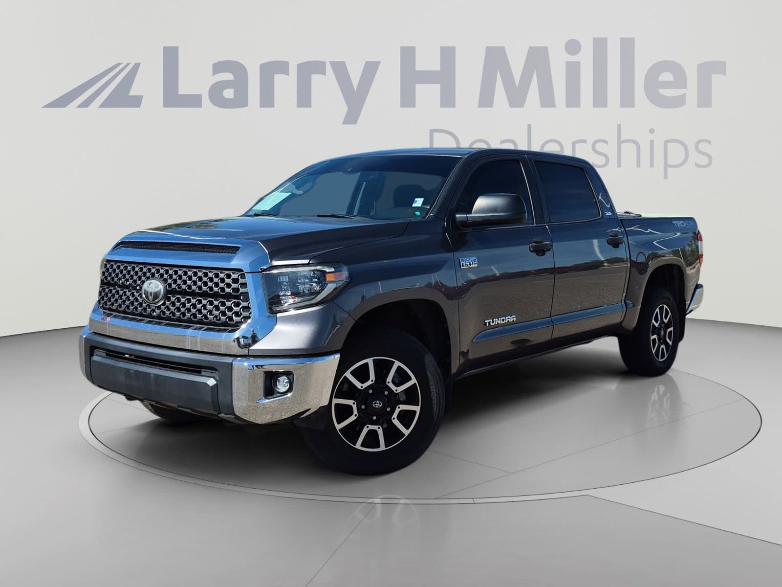 2020 Toyota Tundra 4WD Base — photo 1 of 34