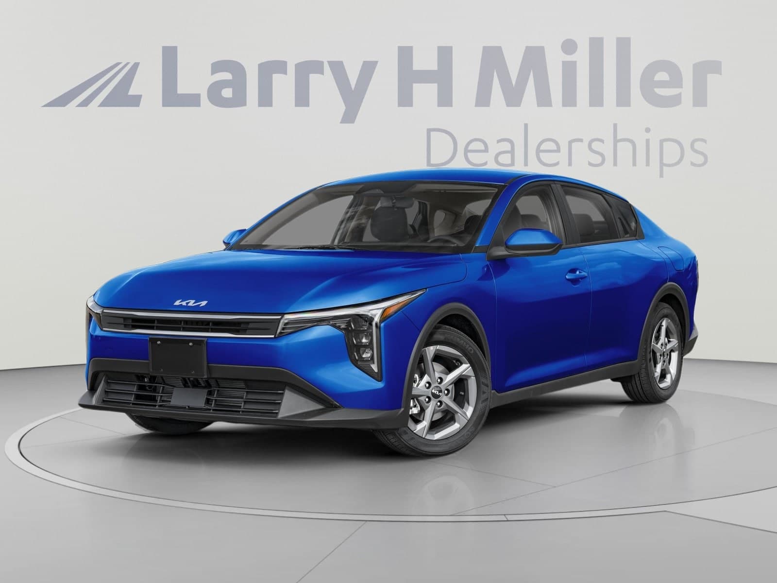 2025 Kia K4 LXS — photo 1 of 10