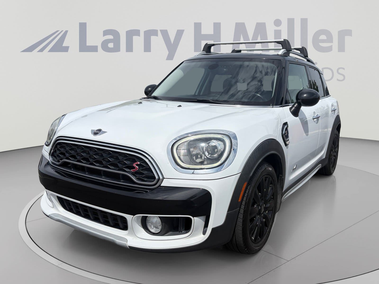 2018 Mini Countryman Cooper S — photo 1 of 32