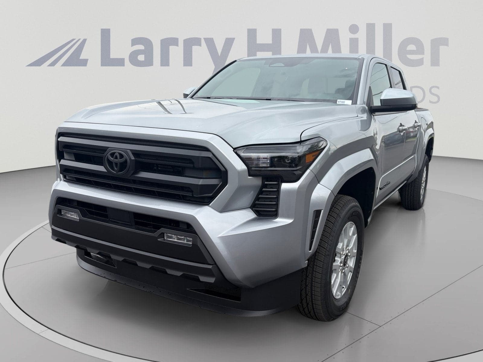 2026 Toyota Tacoma SR5 — photo 1 of 55