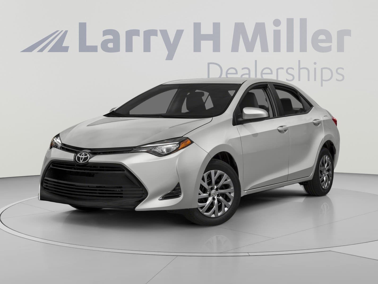 2018 Toyota Corolla LE — photo 1 of 11