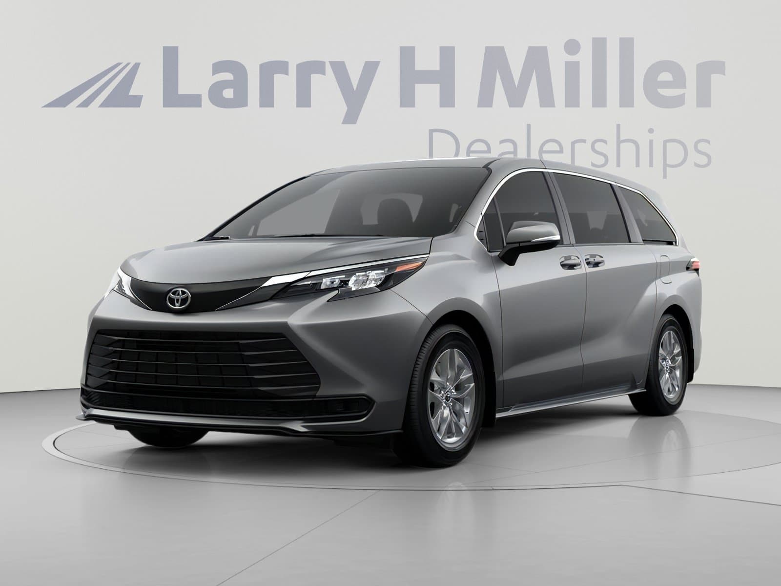 2026 Toyota Sienna LE — photo 1 of 45
