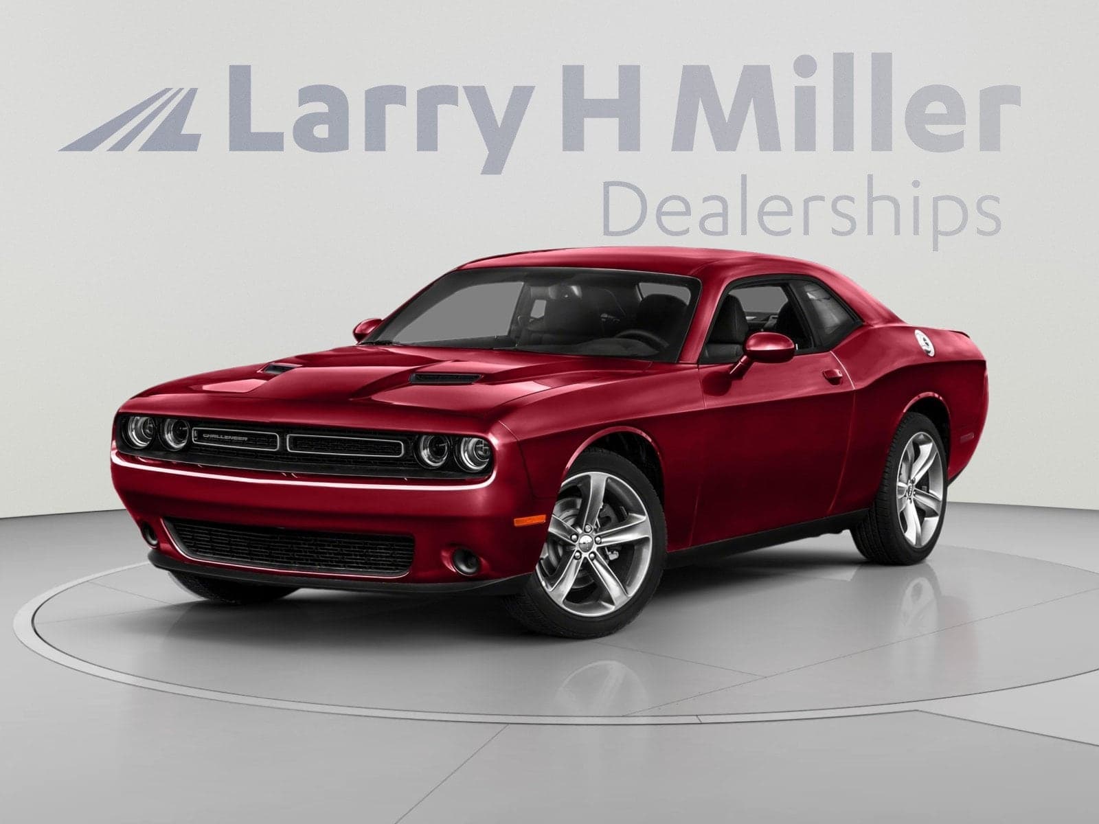 2017 Dodge Challenger SXT — photo 1 of 15