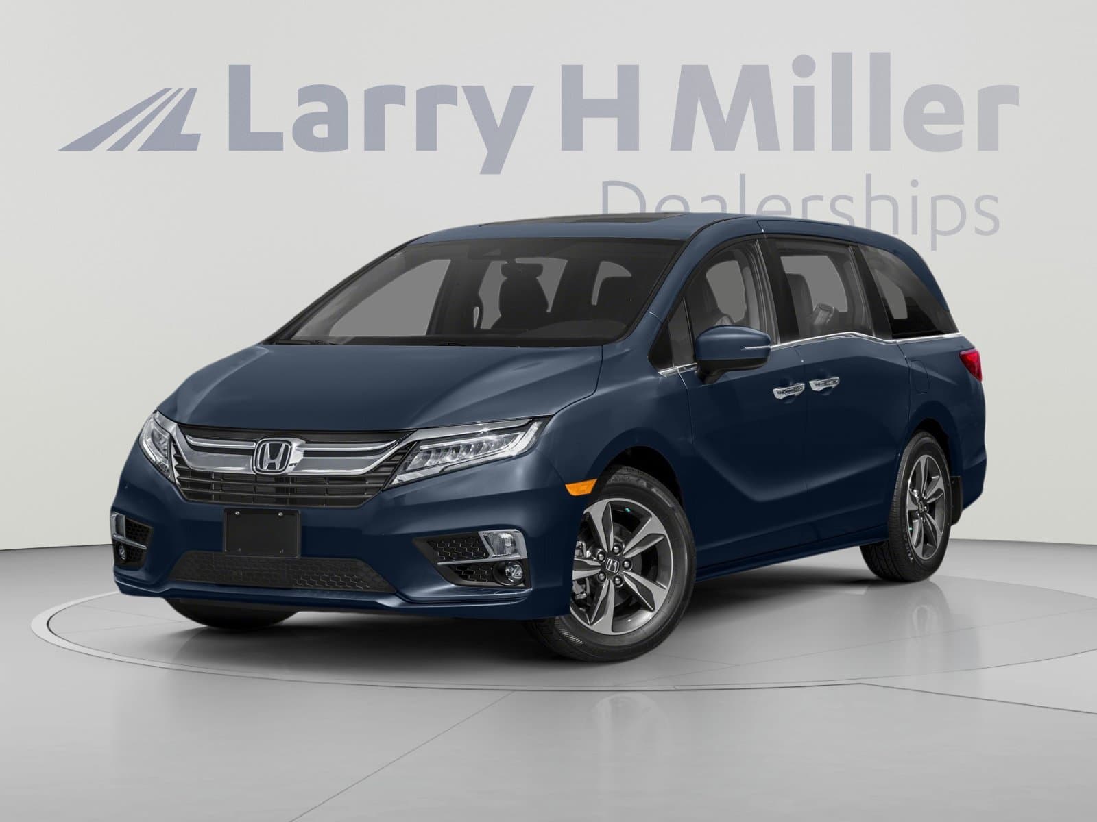 2020 Honda Odyssey Touring — photo 1 of 12