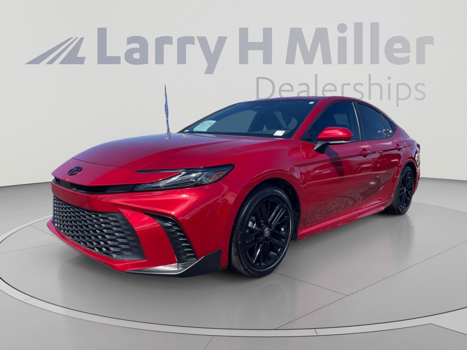 2026 Toyota Camry SE — photo 1 of 35