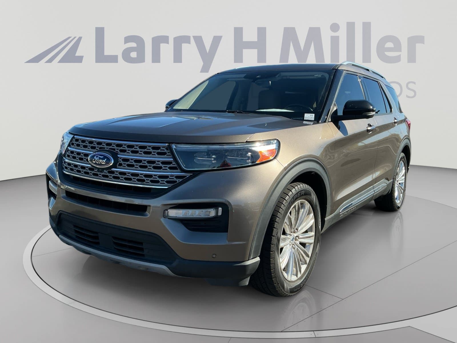 2021 Ford Explorer Limited — photo 1 of 35