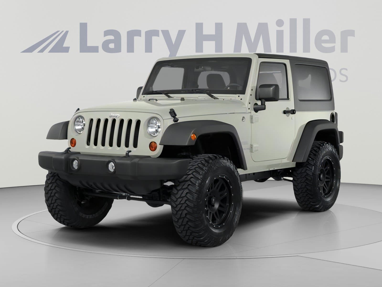 2013 Jeep Wrangler Rubicon — photo 1 of 14