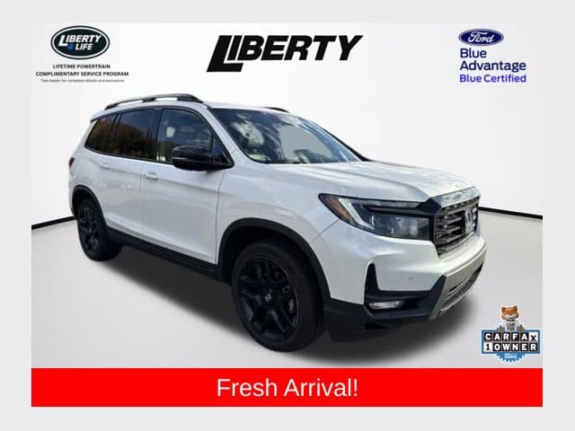 2024 Honda Passport Black Edition — photo 1 of 14