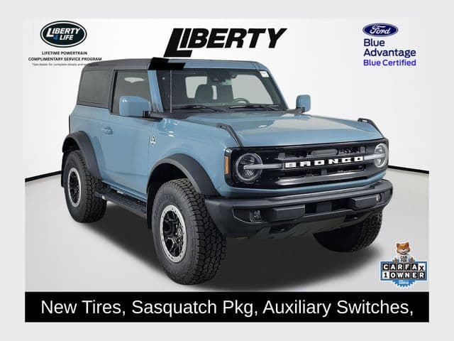 2023 Ford Bronco Outer Banks — photo 1 of 38