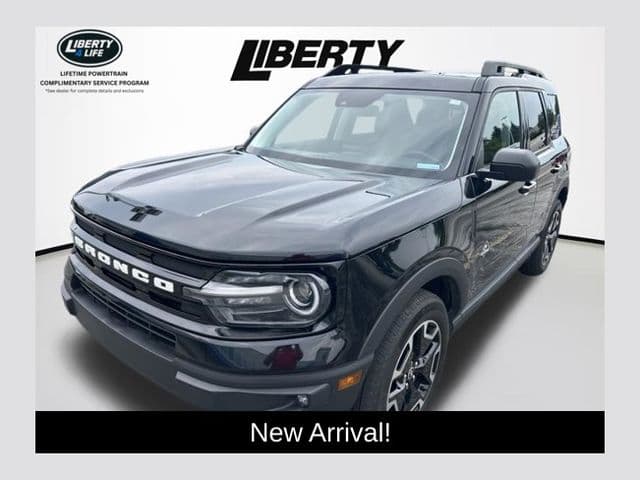 2023 Ford Bronco Sport Outer Banks — photo 1 of 17