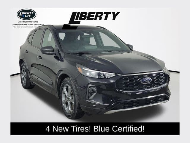 2023 Ford Escape ST-Line — photo 1 of 40