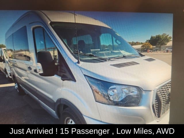 2024 Ford Transit Passenger Wagon XLT — photo 1 of 6