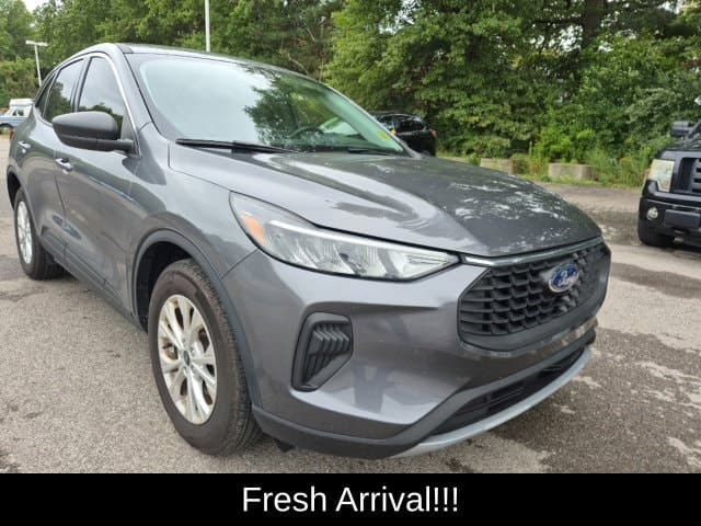 2024 Ford Escape Active — photo 1 of 14