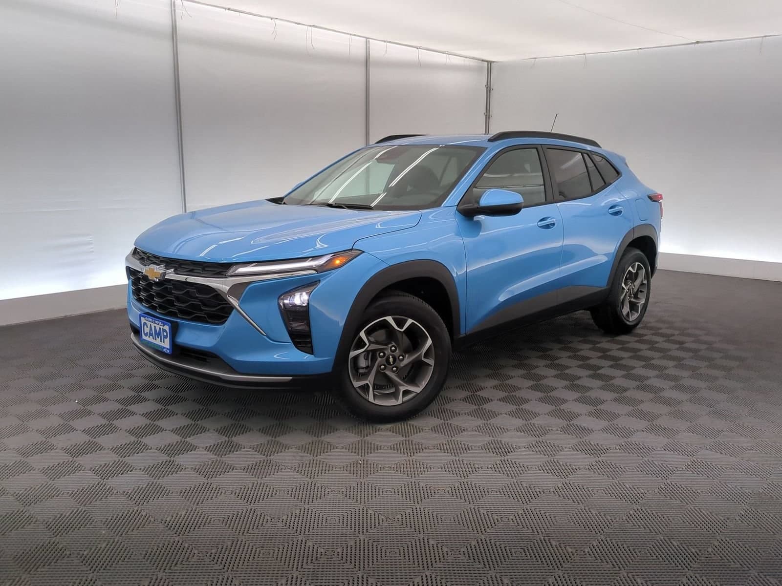 2026 Chevrolet Trax LT — photo 1 of 40