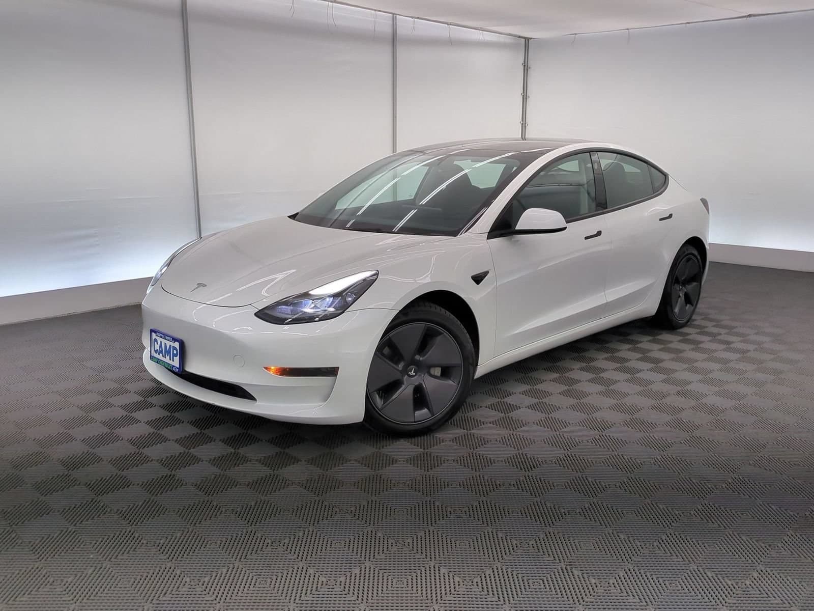 2023 Tesla Model 3 Base — photo 1 of 34