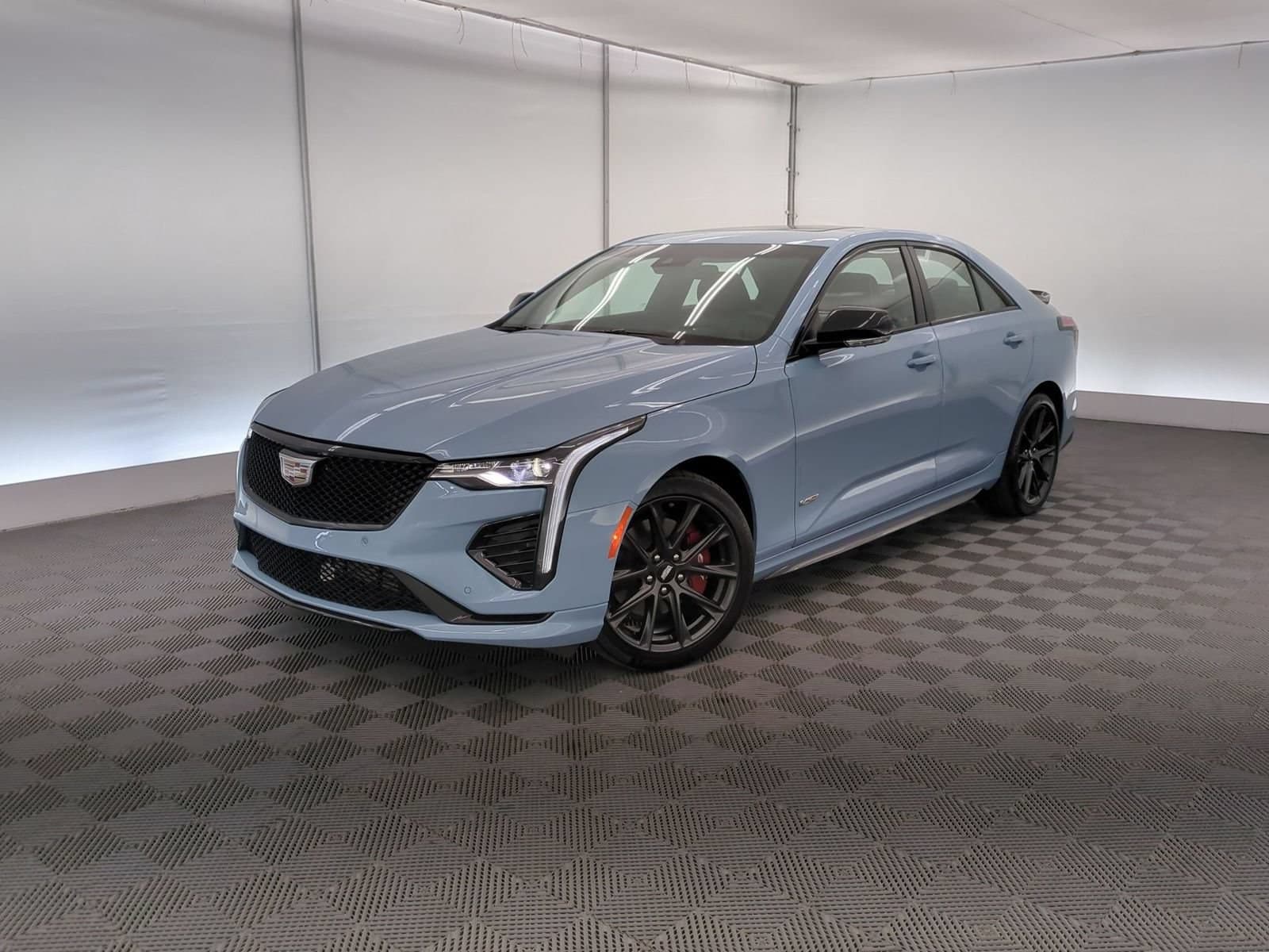 2025 Cadillac CT4-V V-Series — photo 1 of 35