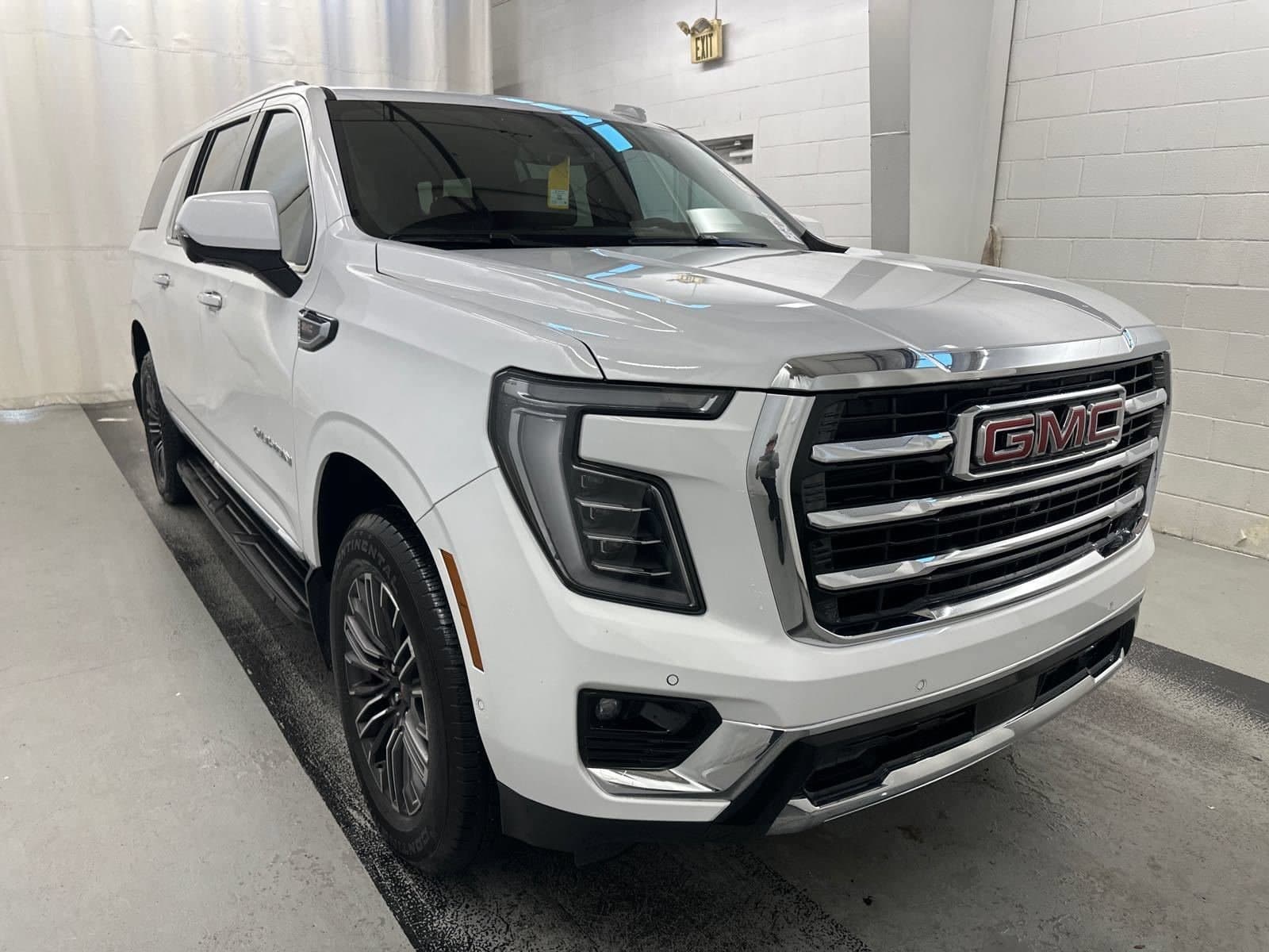 2026 GMC Yukon XL Elevation — photo 1 of 9