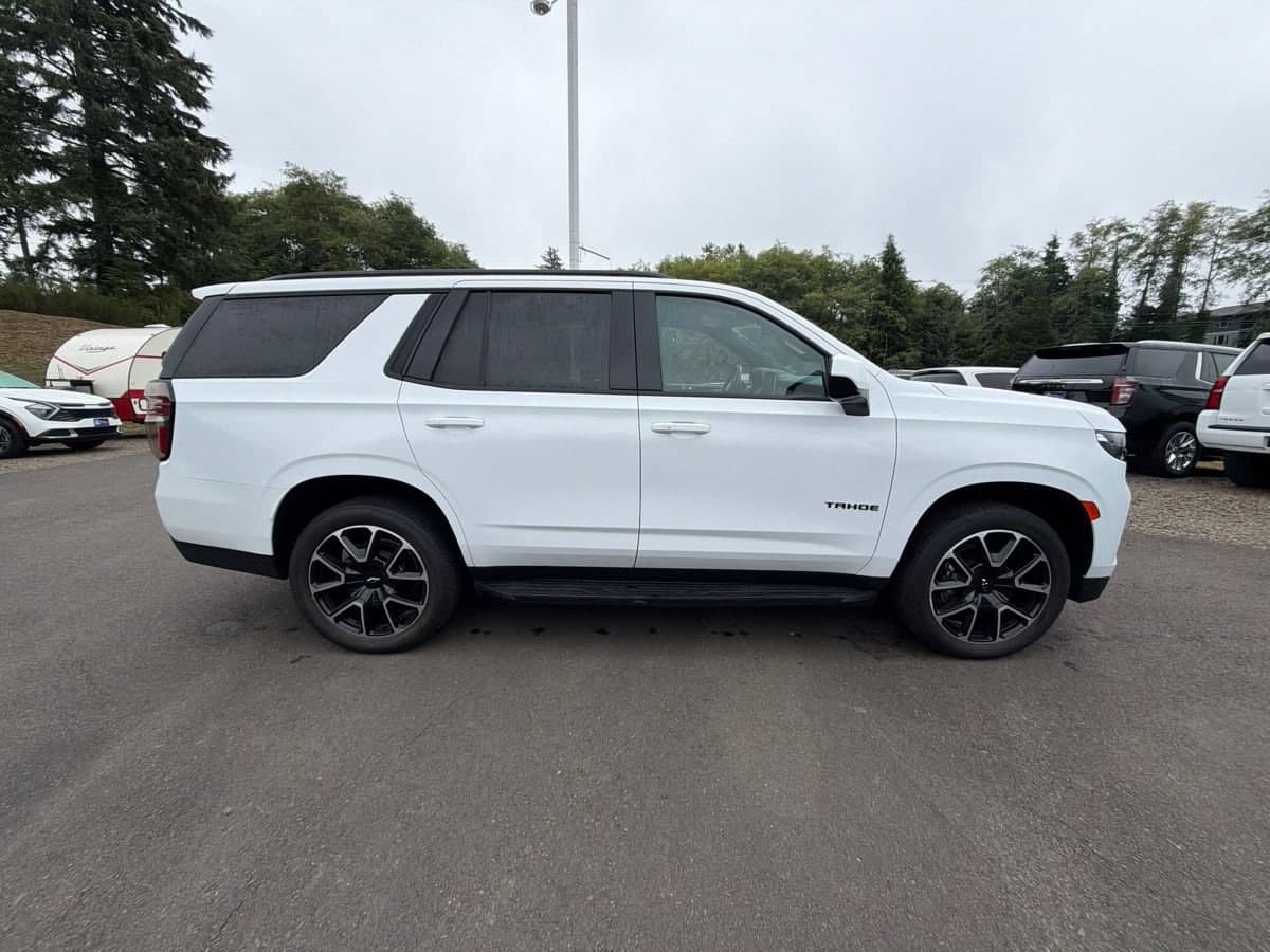 2021 Chevrolet Tahoe RST — photo 1 of 9