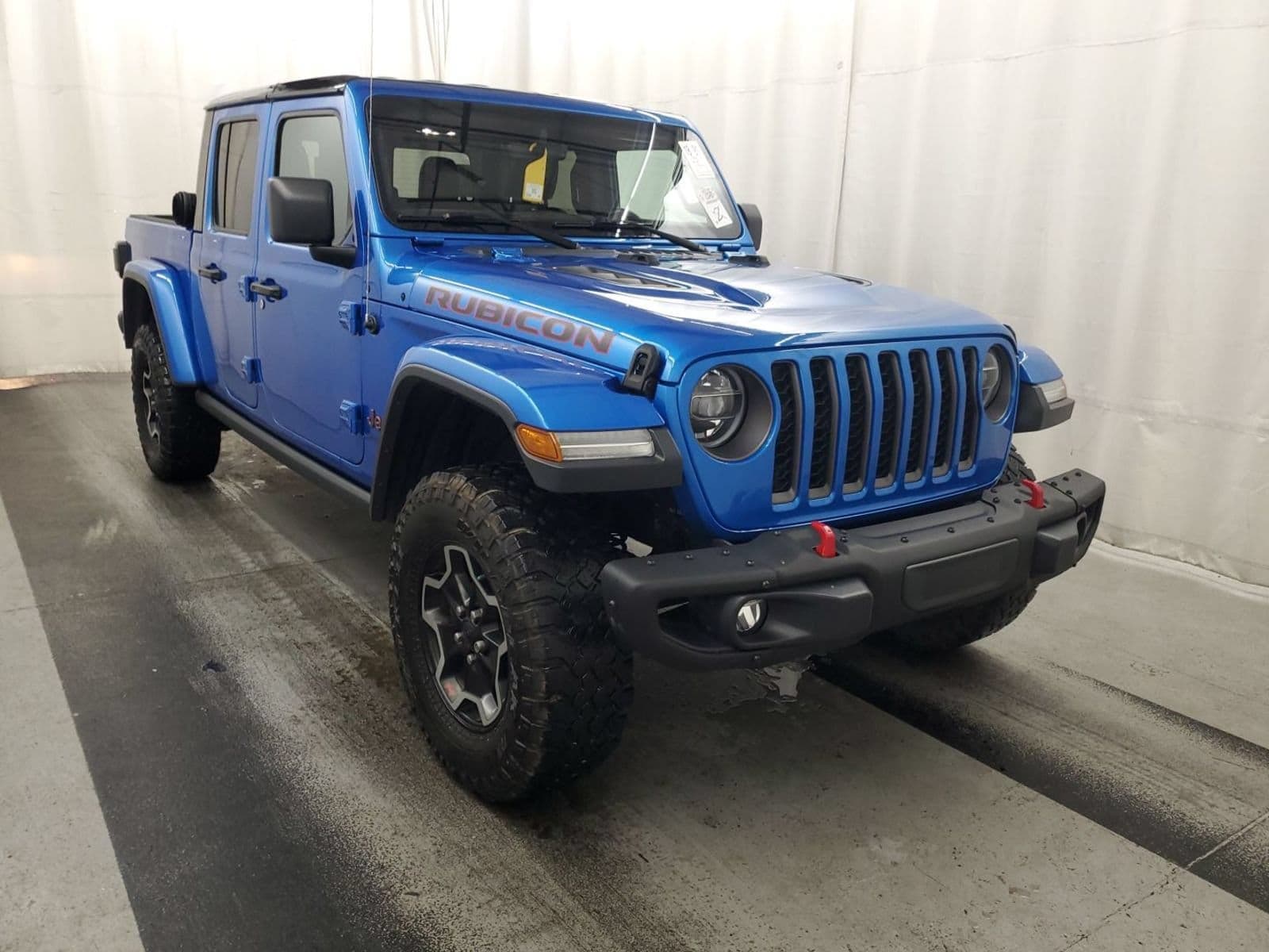 2020 Jeep Gladiator Rubicon — photo 1 of 8