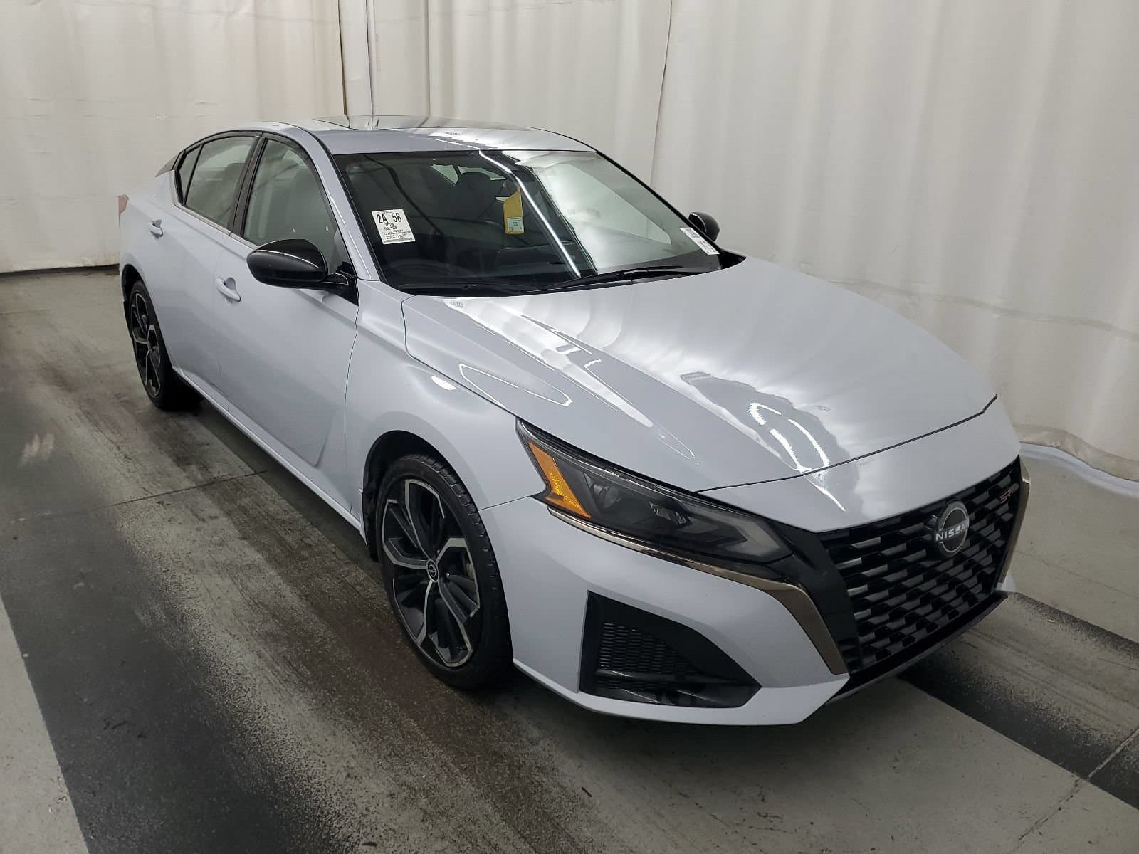 2024 Nissan Altima 2.5 SR — photo 1 of 8