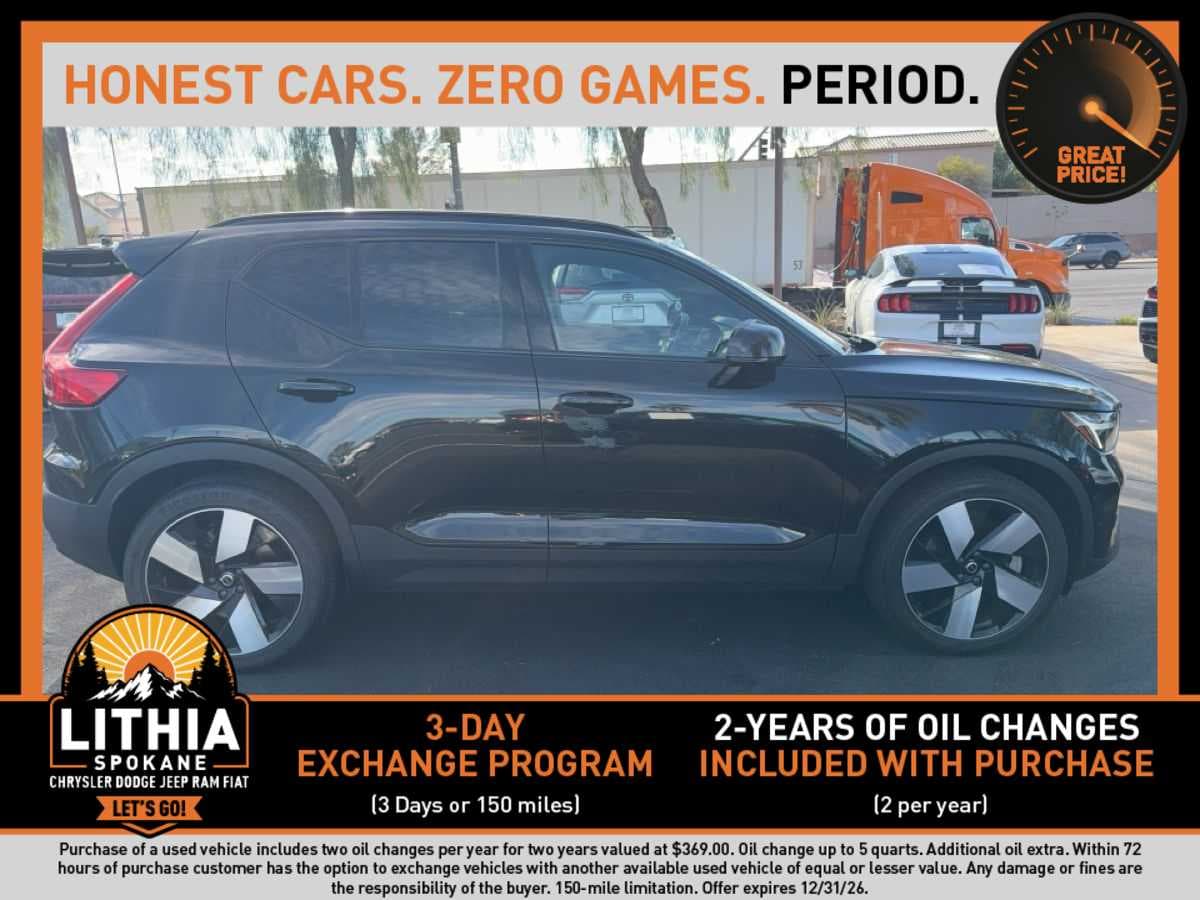 2023 Volvo XC40 Recharge Pure Electric Ultimate — photo 1 of 9
