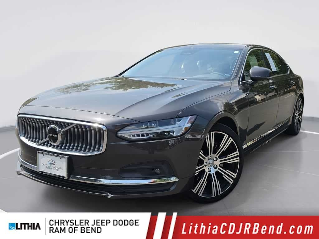 2023 Volvo S90 Plus — photo 1 of 25