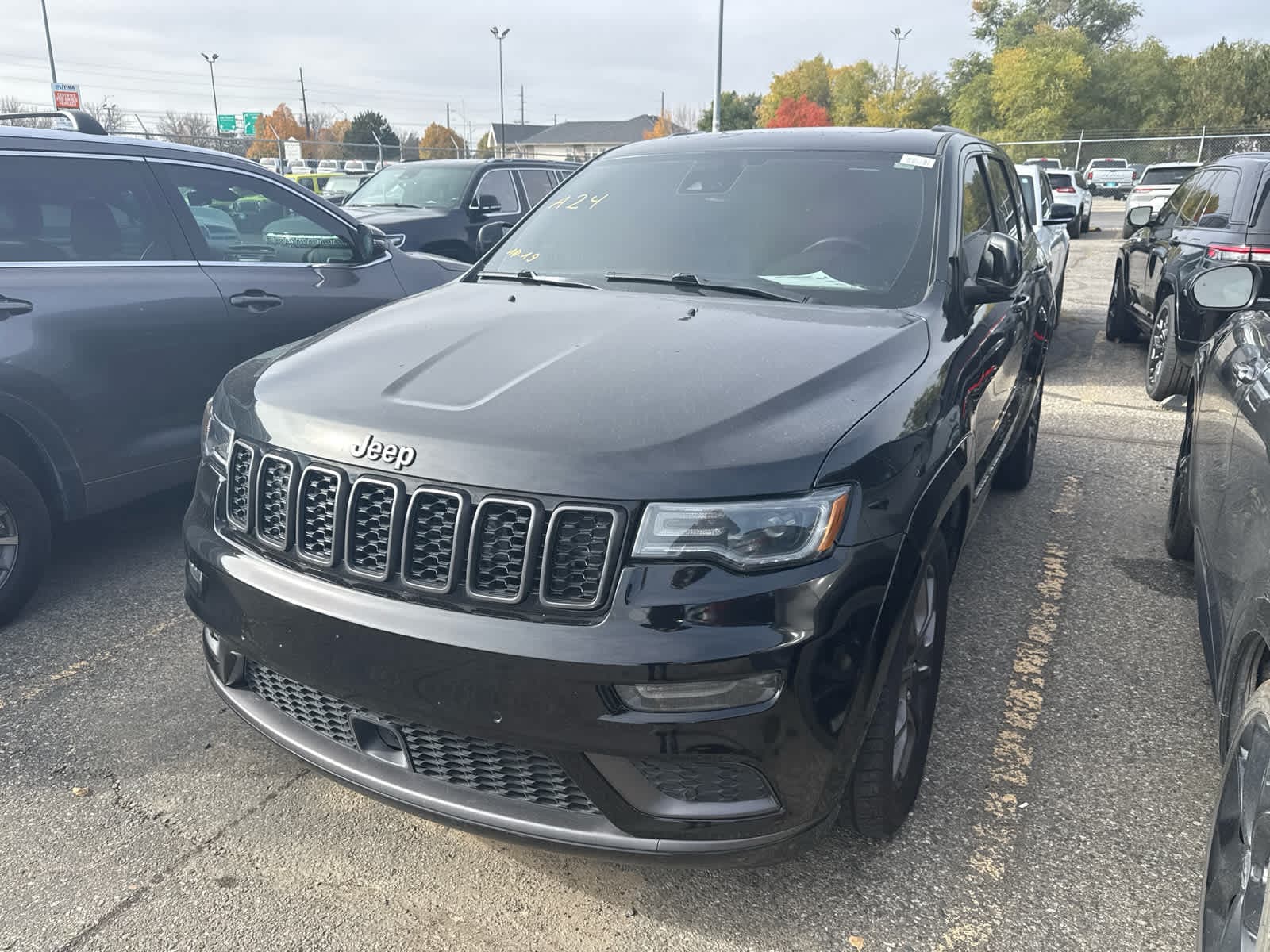 2021 Jeep Grand Cherokee Overland — photo 1 of 6