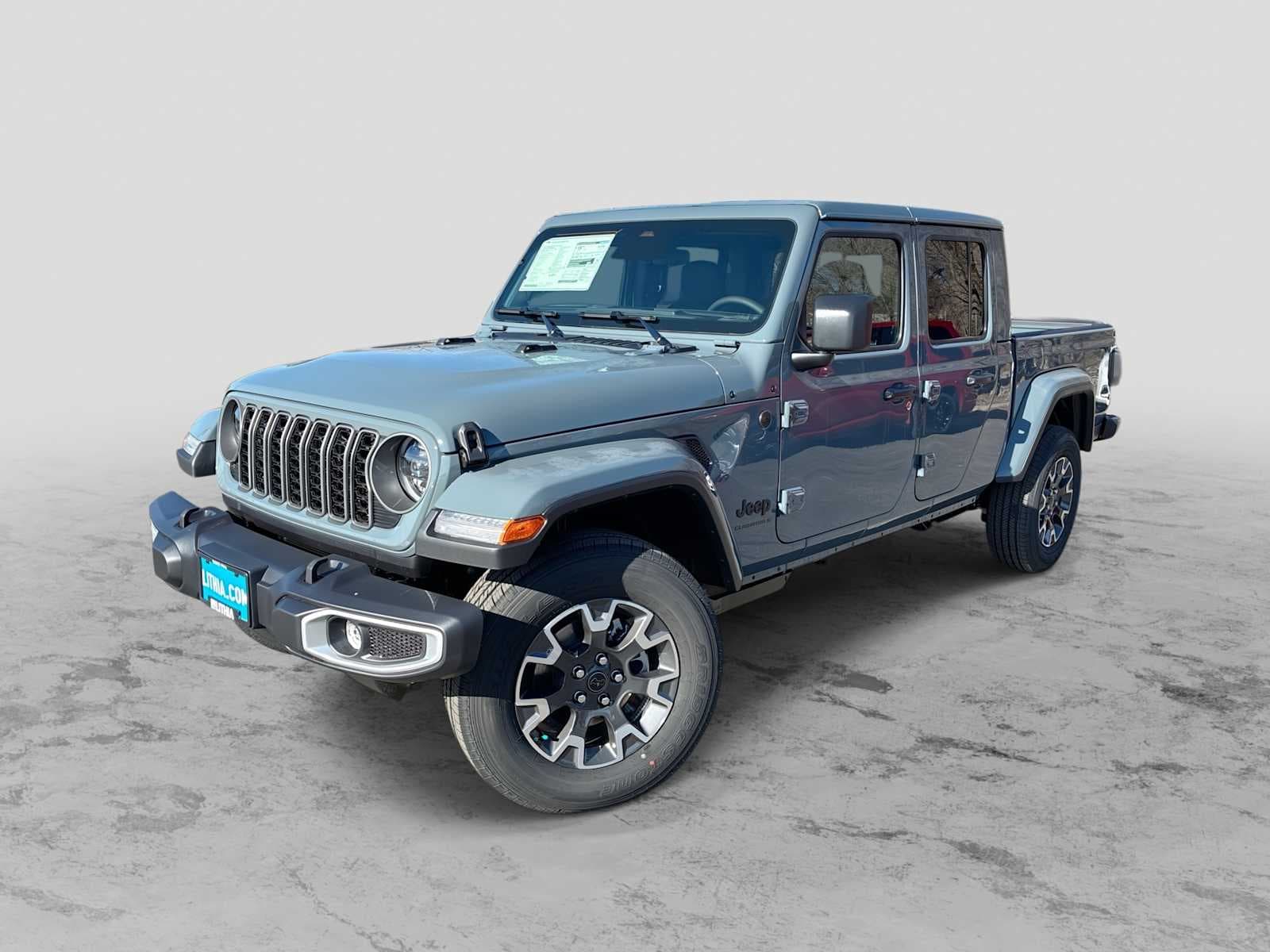 2026 Jeep Gladiator Sahara — photo 1 of 37