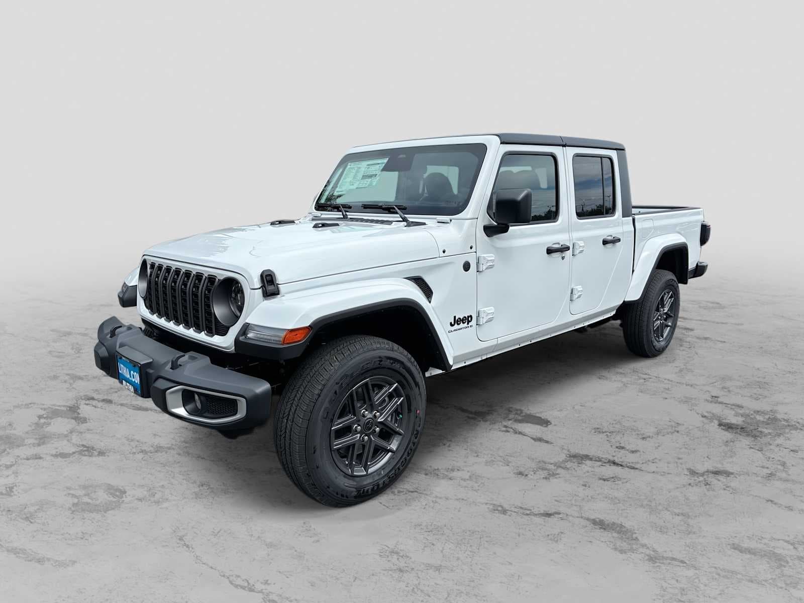 2026 Jeep Gladiator Sport S — photo 1 of 37