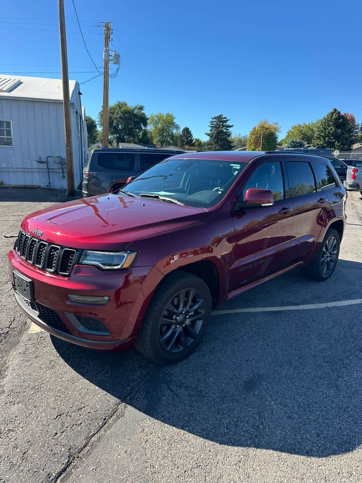 2018 Jeep Grand Cherokee Overland — photo 1 of 7