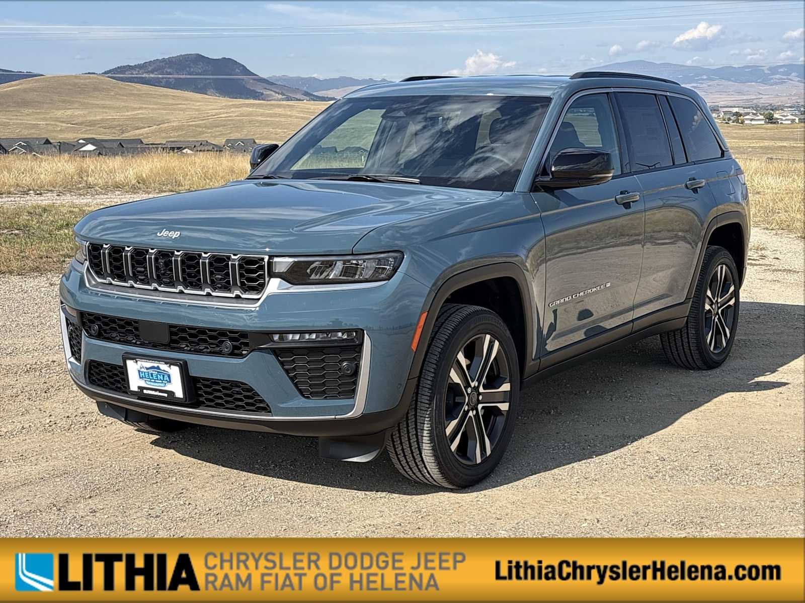 2027 Jeep Grand Cherokee Limited — photo 1 of 52