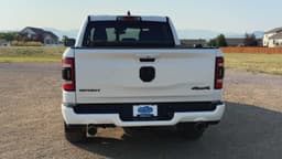 Extra Photo