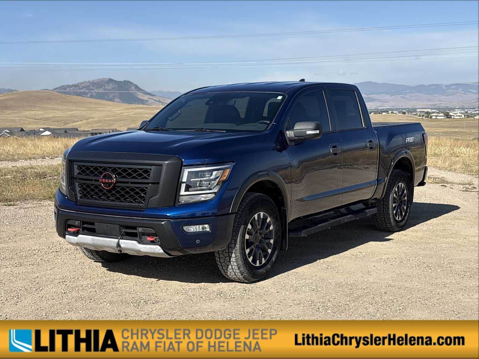 2023 Nissan Titan PRO-4X — photo 1 of 39