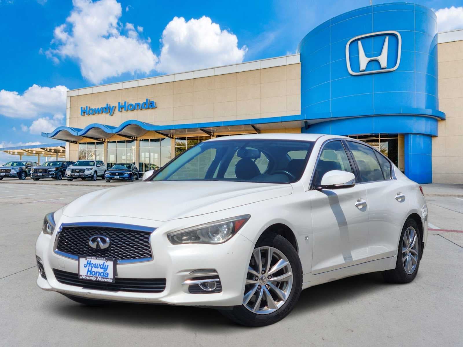 2014 INFINITI Q50 Premium — photo 1 of 33