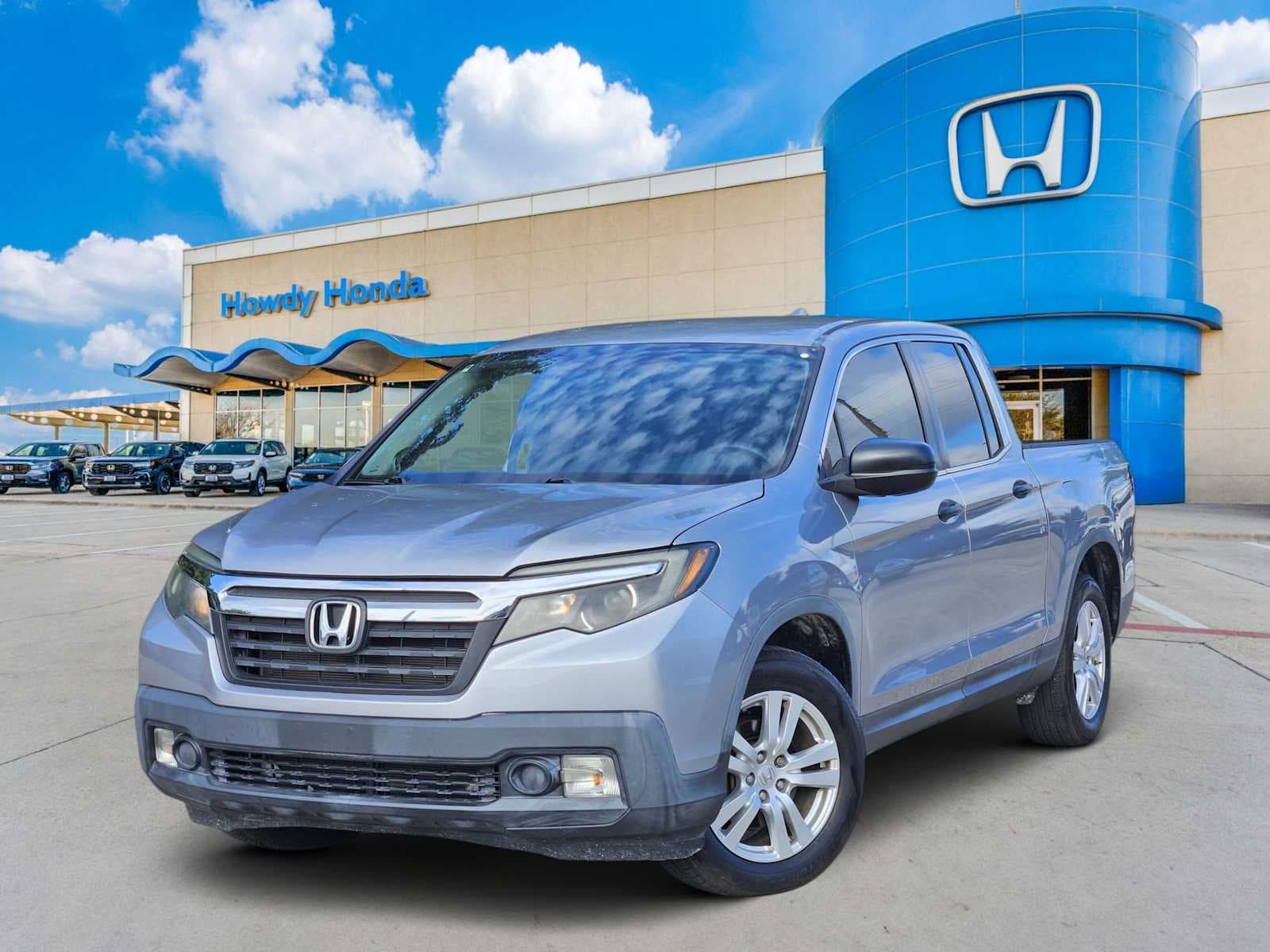 2019 Honda Ridgeline RT — photo 1 of 33