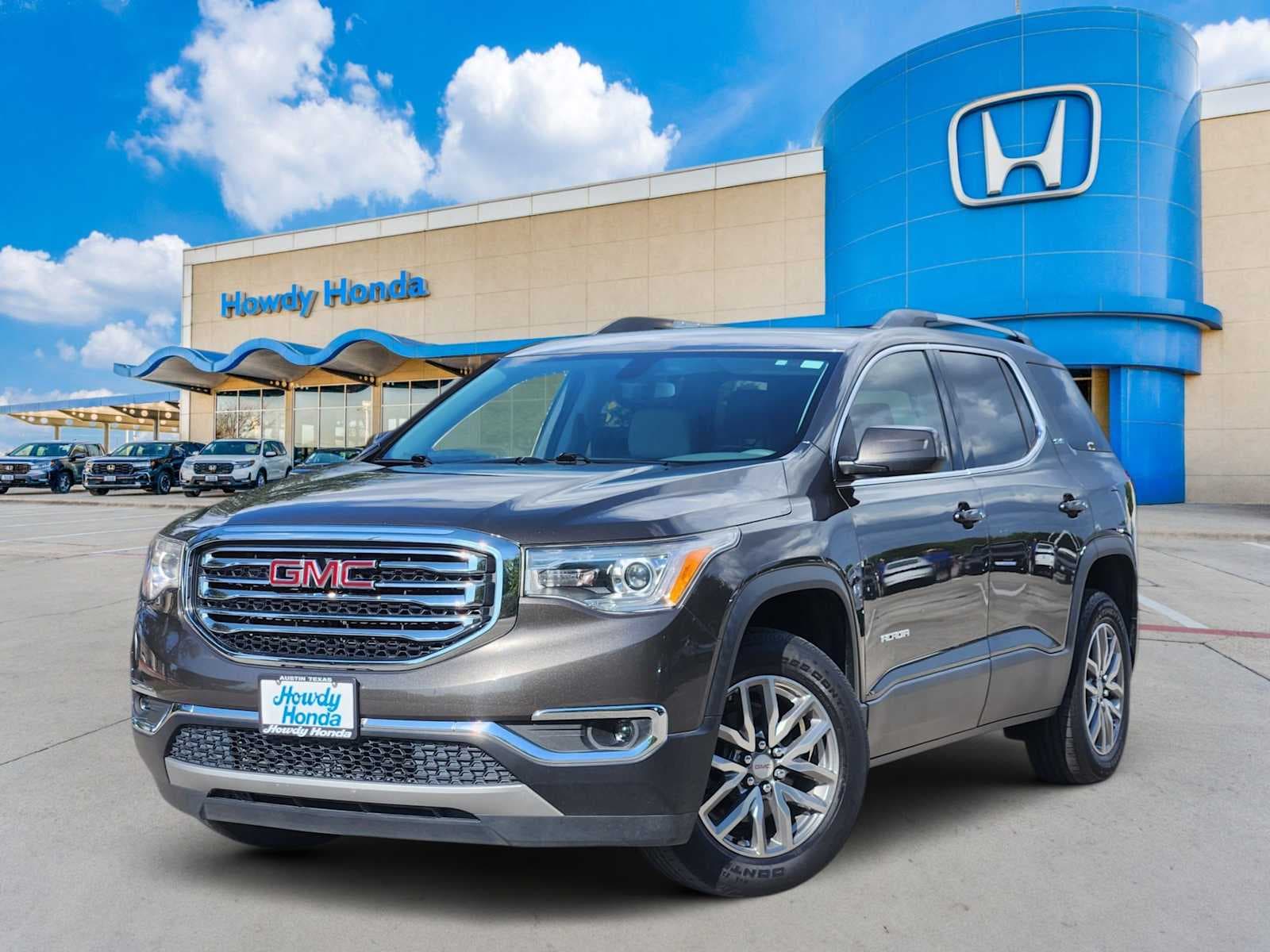 2019 GMC Acadia SLE — photo 1 of 34